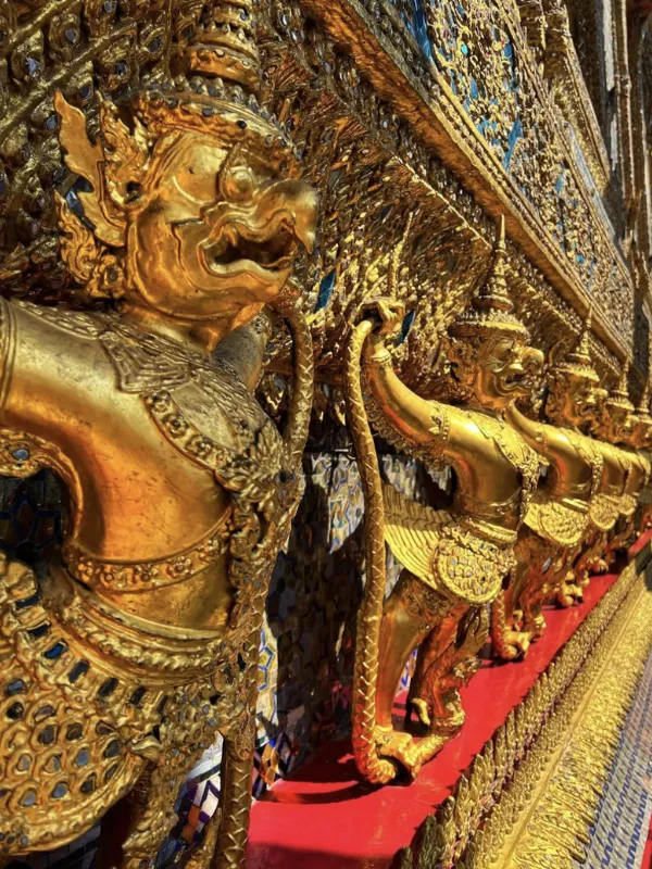 Esculturas impressionantes de tradição tailandesa