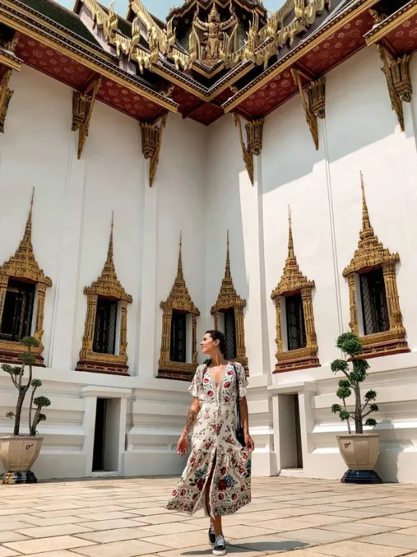 Caminhe pelo Grand Palace e admire sua história