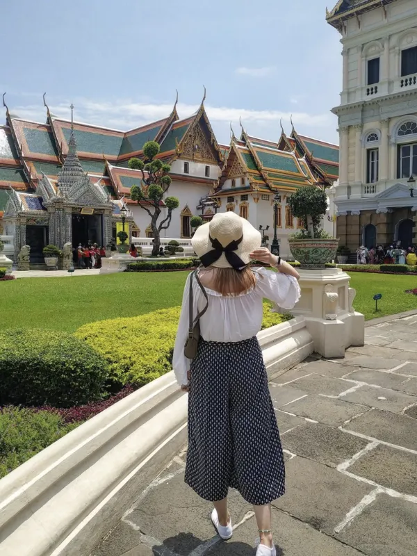 Aprecie a arquitetura e a história militar thai