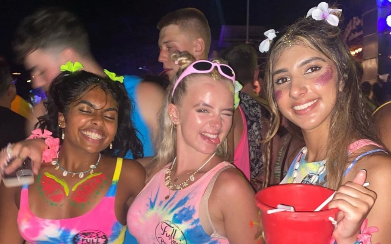 Full Moon Party brilha toda noite de lua cheia