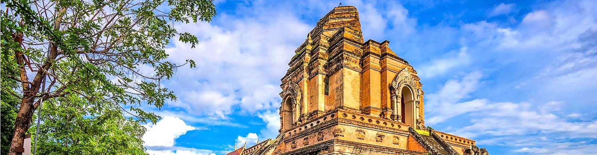 Viagem para Wat Chedi Luang