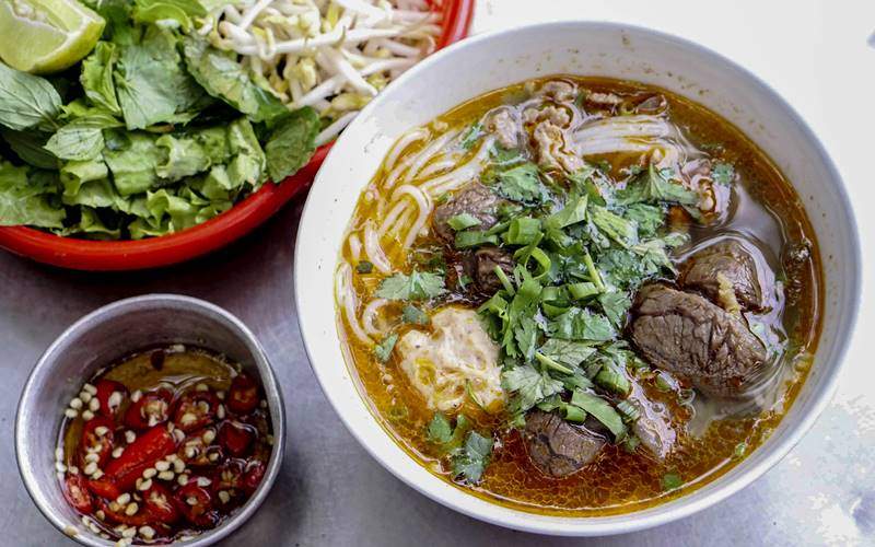 Bún bò Huế