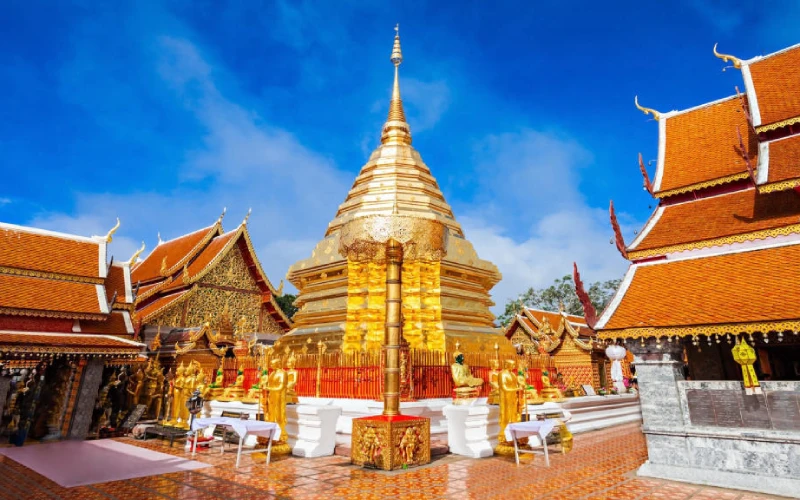 Vistas do Wat Doi Suthep Chiang Mai de cima