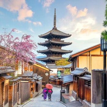 Viaje a Japón, Vietnam e Camboya, en grupo reducido en español.