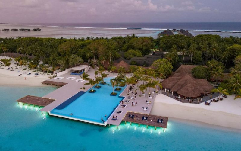 Paradise Island Resort & Spa