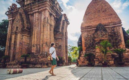 Malásia, Vietnã, Camboja, Tailândia e Singapura em 20 dias.