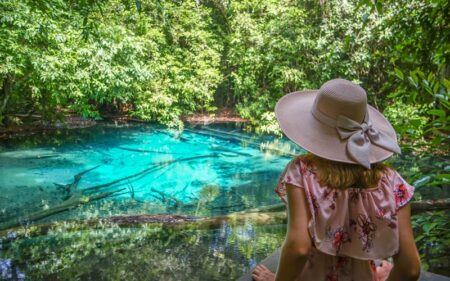 Tailândia, Vietnã, Camboja e Koh Phi Phi em português.