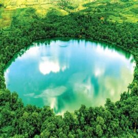 Lago Yeak Laom
