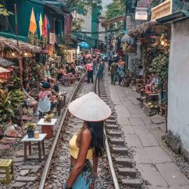 Calle del tren de Hanoi