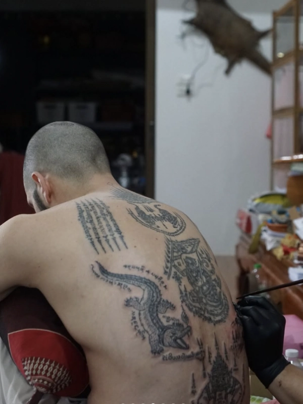 Faça tatuagens culturais em Bangkok ou Phuket