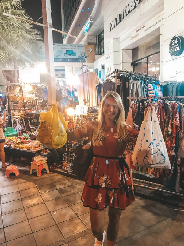 Grandes promoções durante os feriados tailandeses oferecem ótimos descontos nos seus produtos favoritos