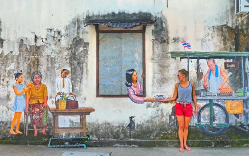 Ruas da Cidade Antiga brilham com arte urbana