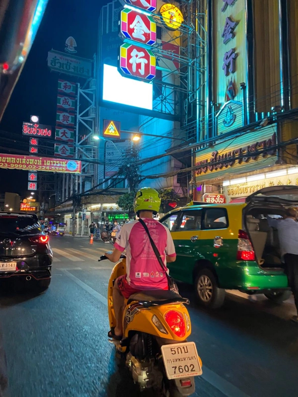 Siga leis de trânsito da Tailândia para evitar multas