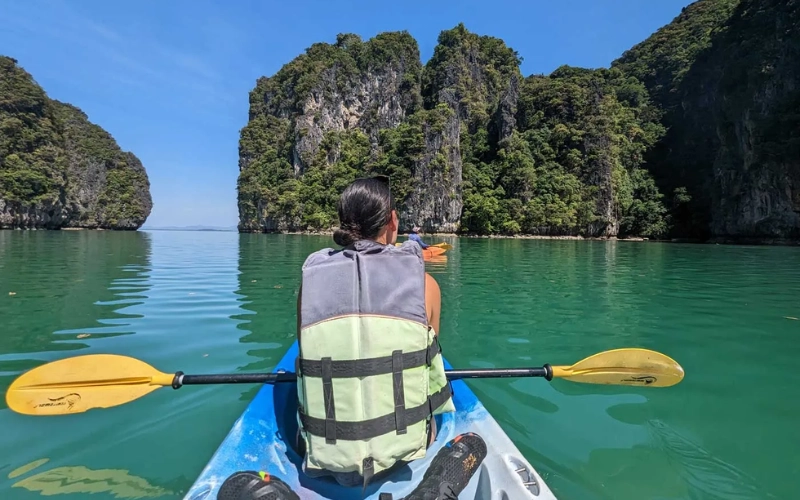 Aproveite caiaque nos manguezais de Lanta