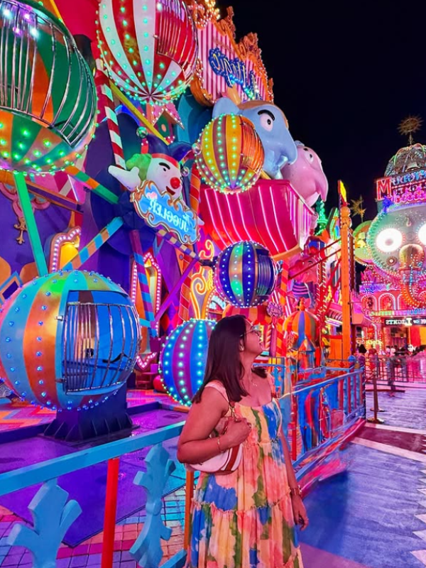 Ingresso cobre buffet shows e diversão