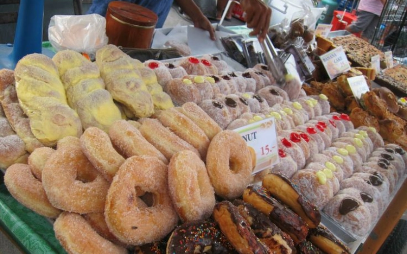 Koh Phangan oferece comidas e bebidas locais.