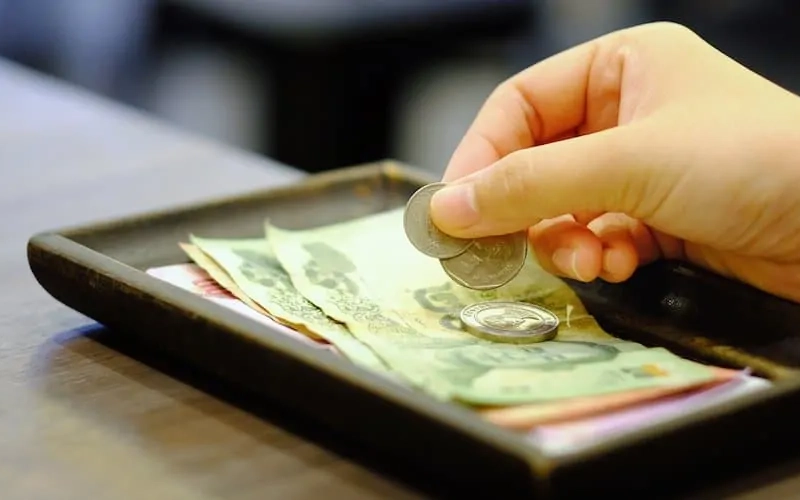 Gorjeta é apreciada mas não obrigatória