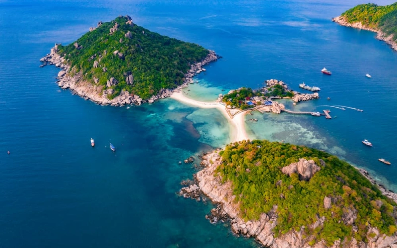 Koh Tao atrai quem busca mergulho e snorkel