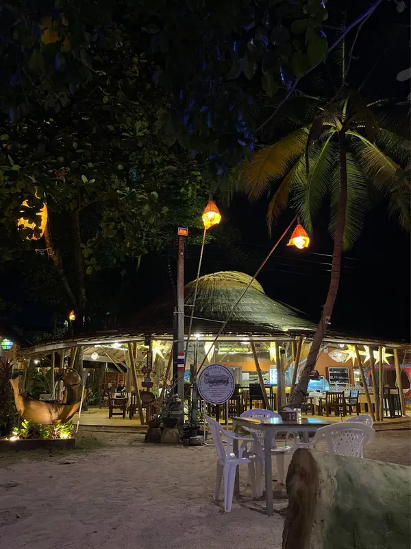 Last Fisherman reúne praia bebida e pôr do sol