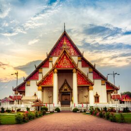 Wihan Phra Mongkhon Bophit 