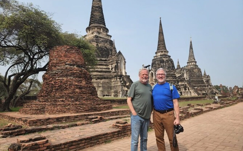 Caminhe entre ruínas e conheça história da Tailândia