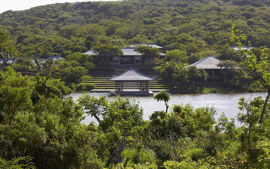 Amanoi Lake Pavillion