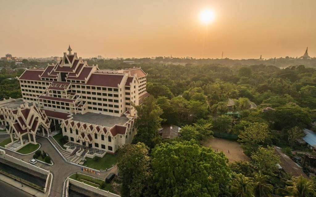 Rose Garden Hotel Overview