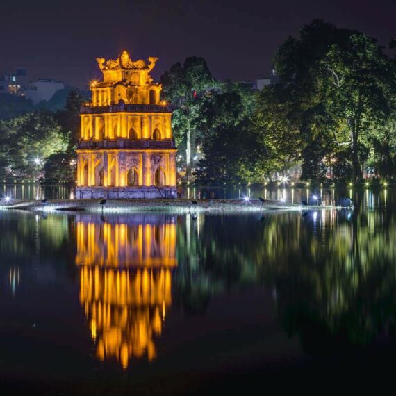 Lago de Hoan Kiem